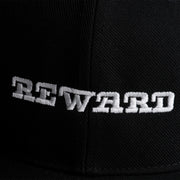 ツバストレートキャップ　ブラック　NEWARD／ニューワード (REWARD)