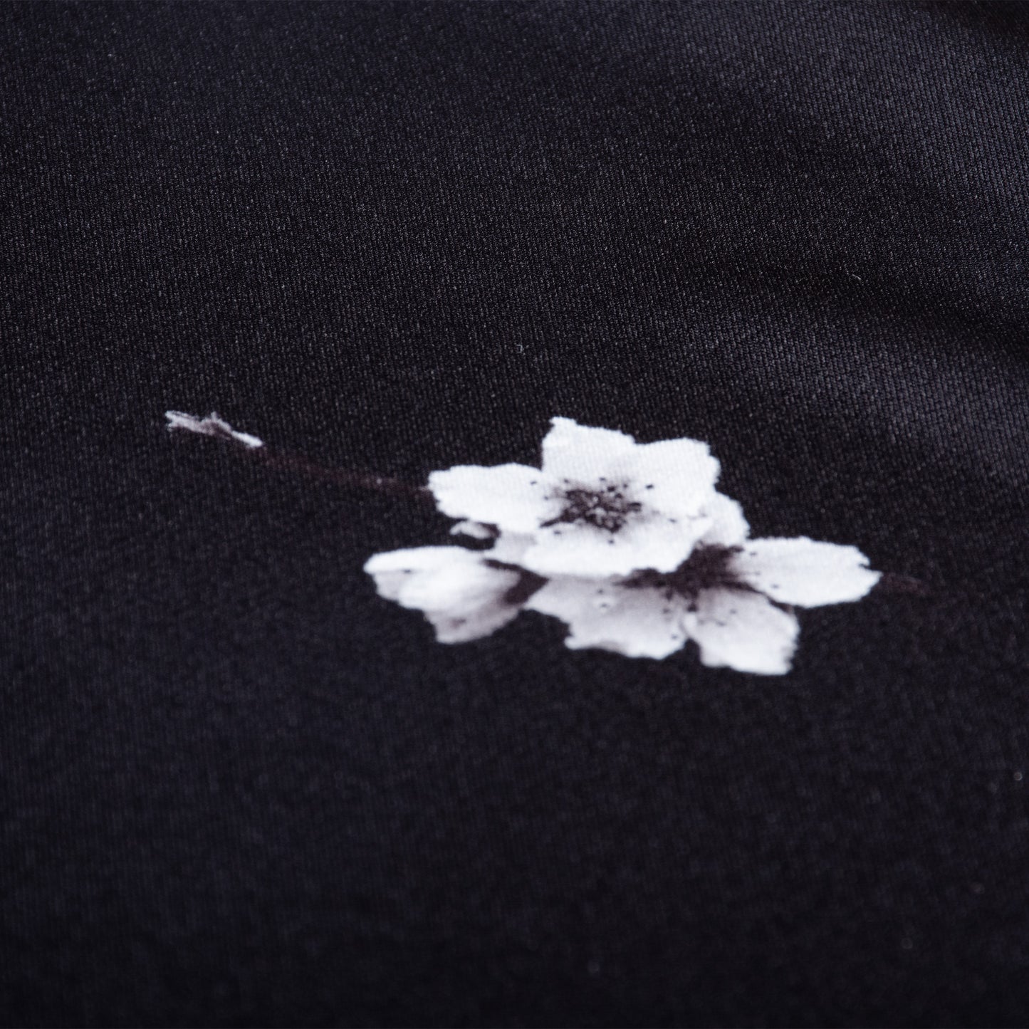 【受注生産　受注期間外】NEWARD Limited Edition - "BONSAI & SAKURA" Graphic Tee