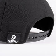 NEWARD シンプルロゴ フラットキャップ